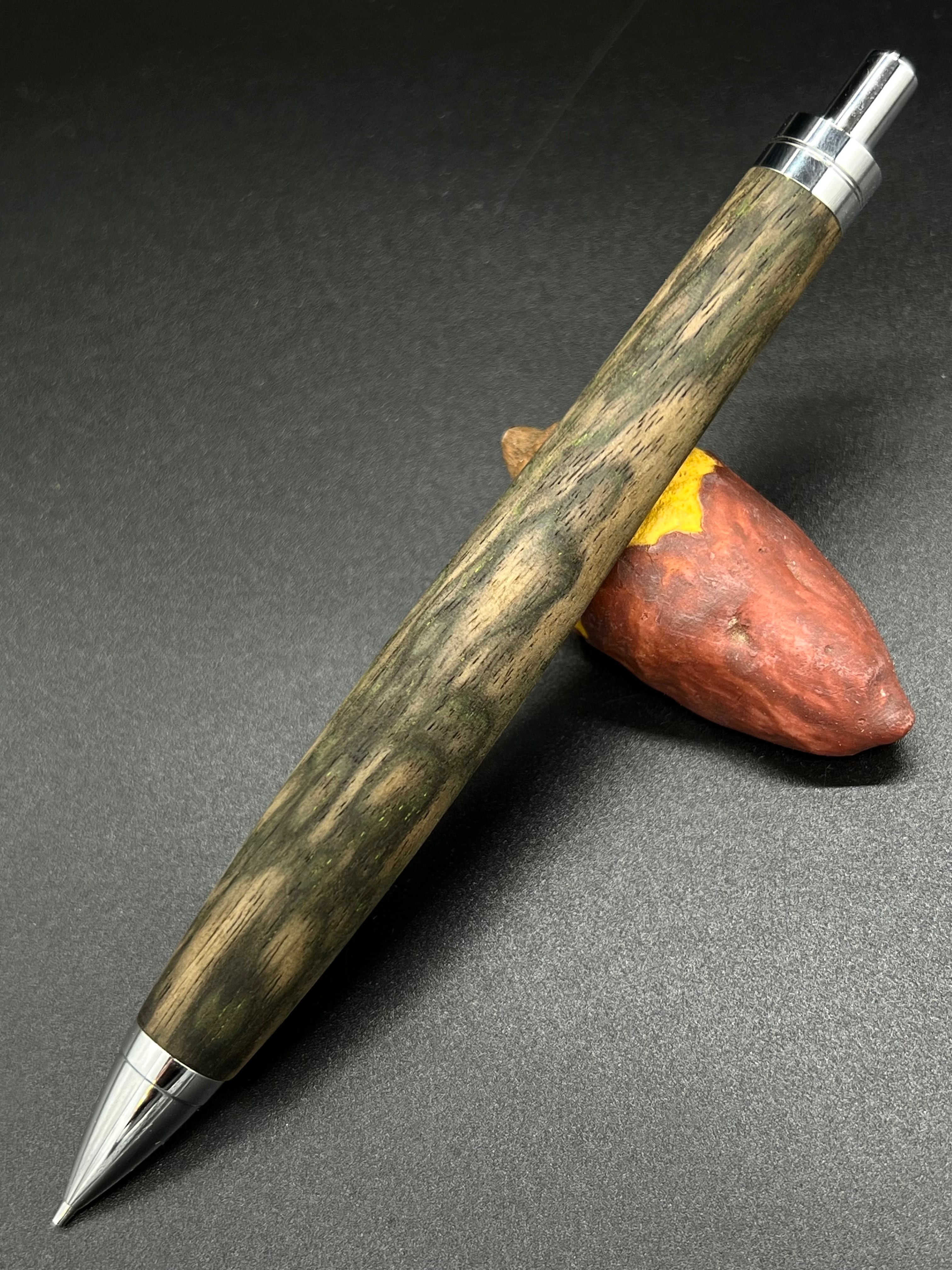 お買い得品 新品未使用品 工房楔 黒柿孔雀杢 ペンシル楔 0.5mm 工房楔