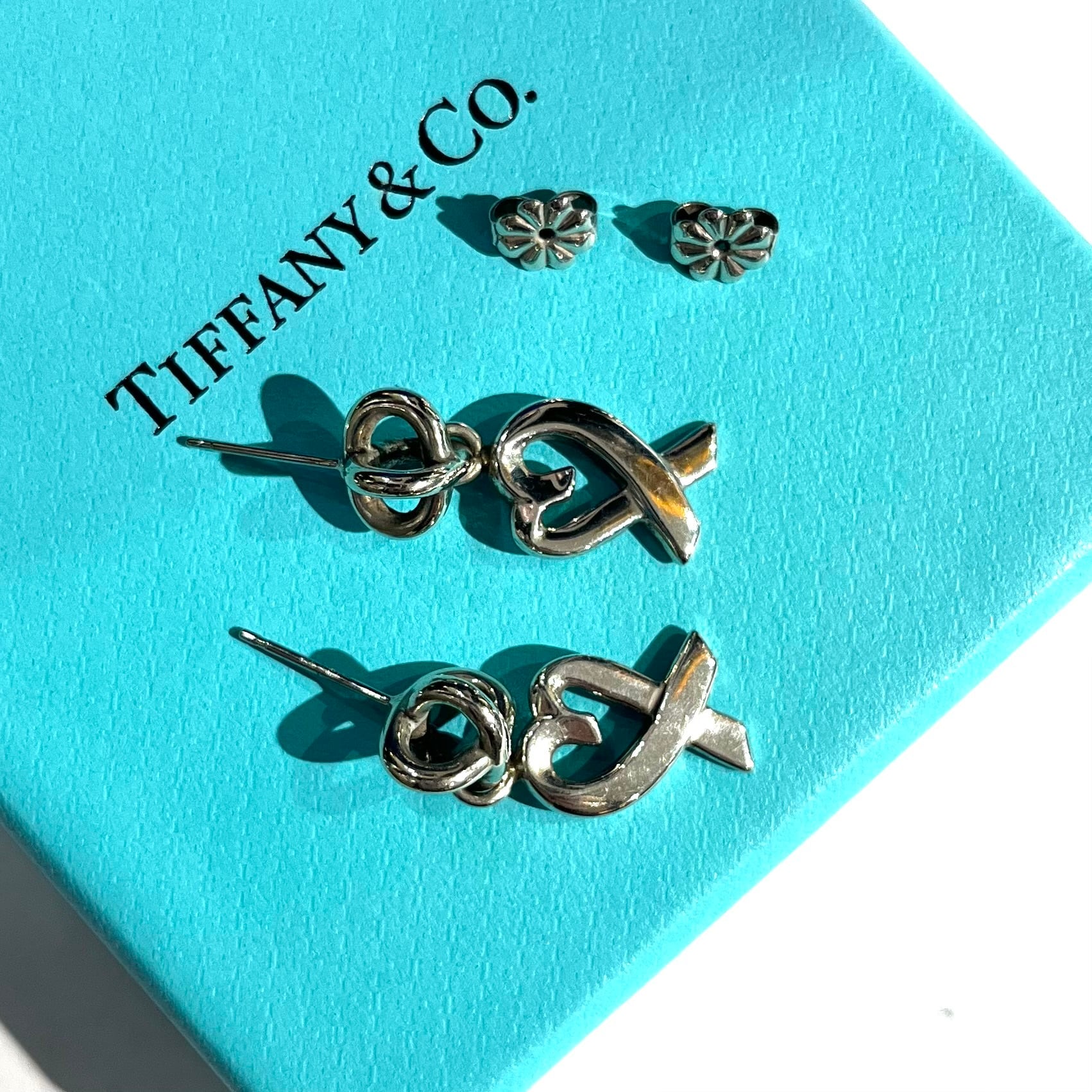 TIFFANY&CO.】1890 TIFFANY &CO スイングラビングハート ピアス