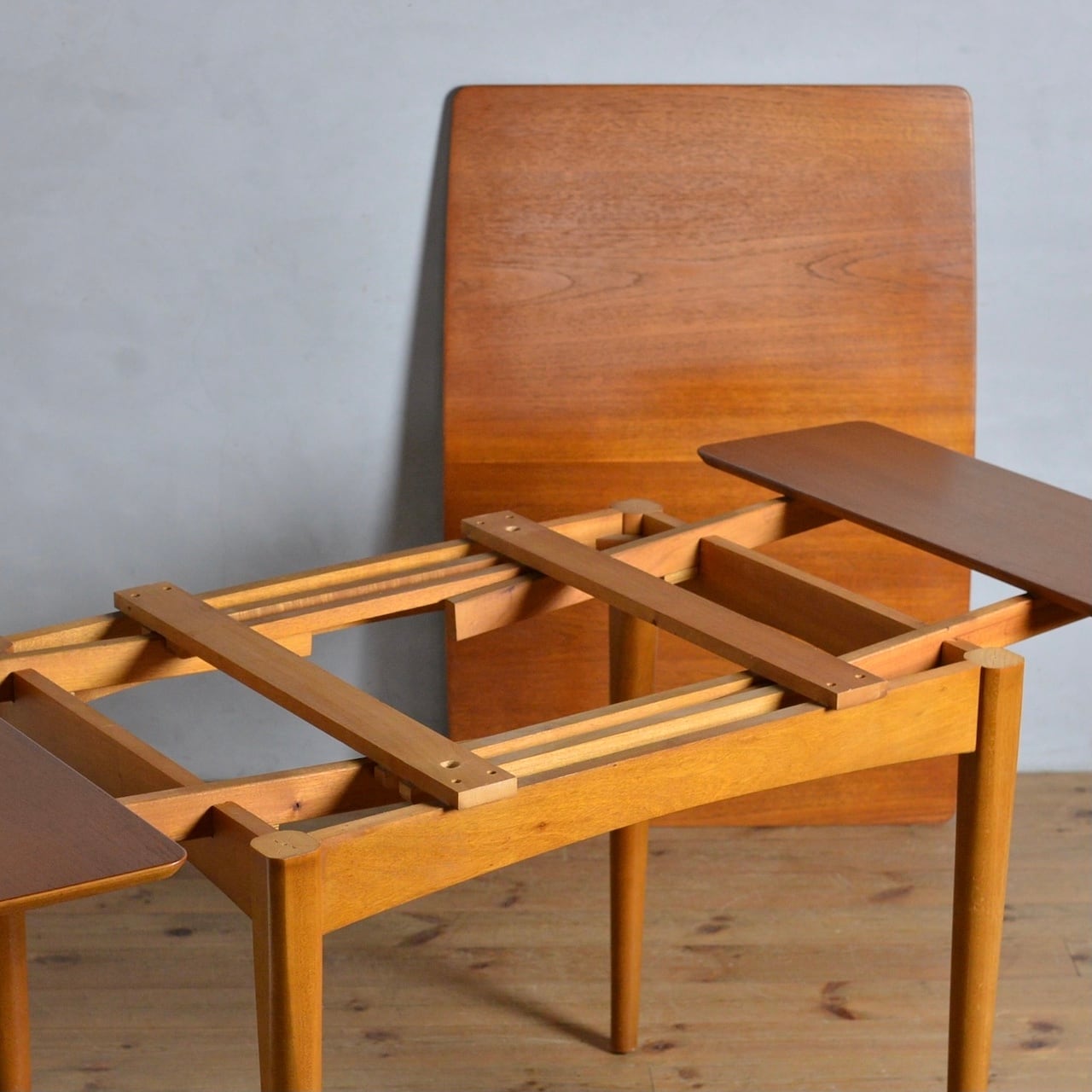 Draw Leaf Table / ドローリーフテーブル〈ダイニングテーブル・伸長式