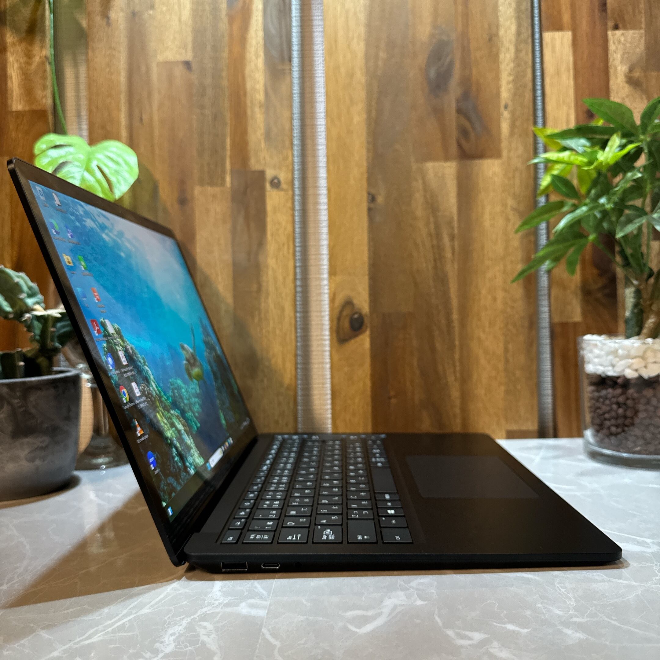 2019年式 Surface laptop 3 第10世代Core i7/メモリ16GB/SSD 256GB