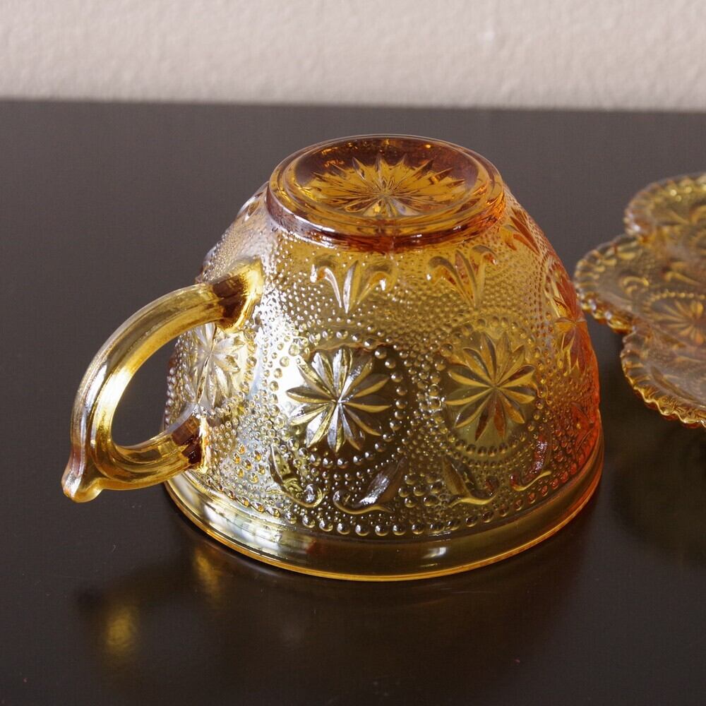 琥珀色 ガラス ボウル 花と鳥のデザイン 琥珀色 ガラス ボウル 花と鳥