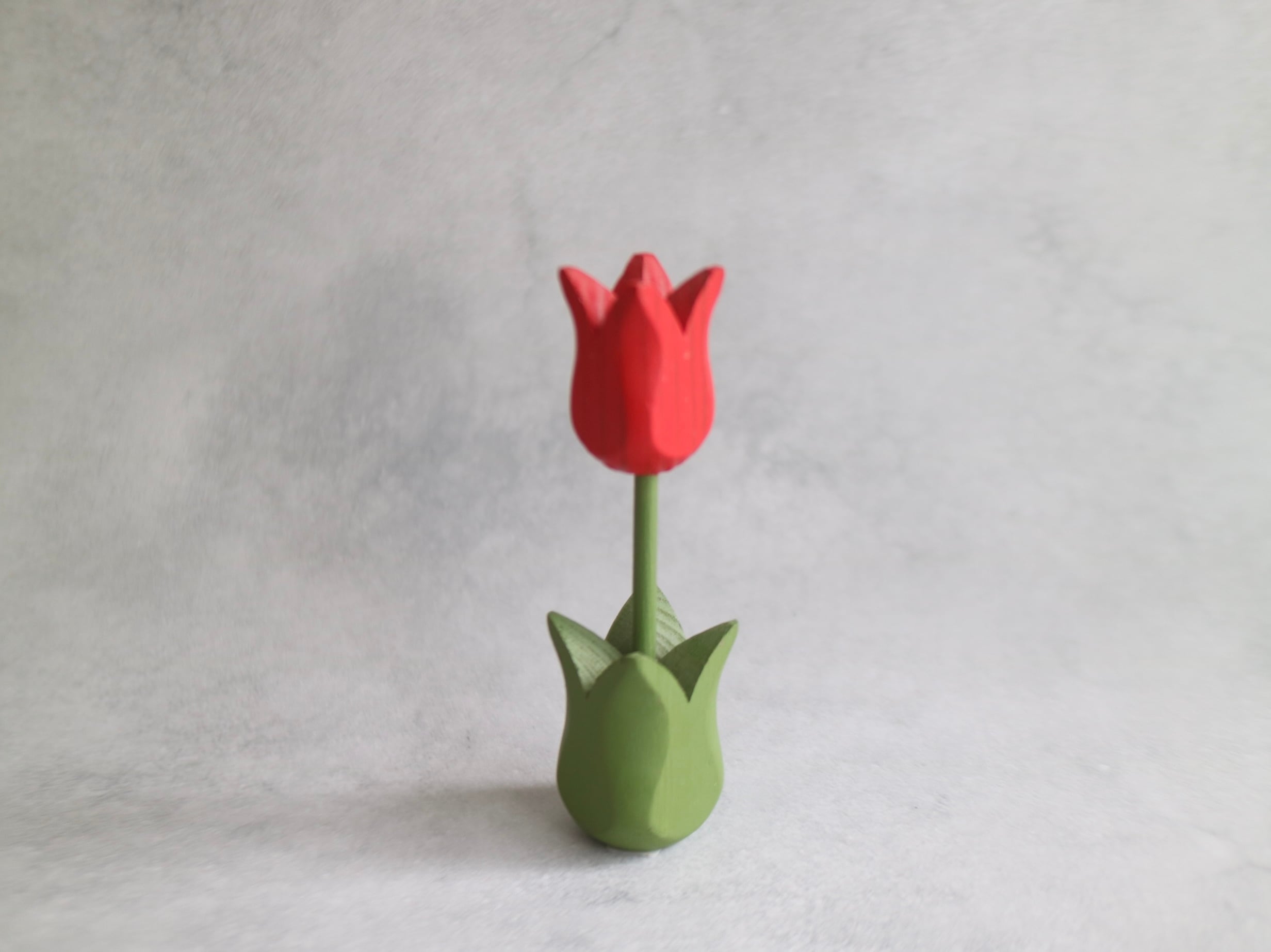 スウェーデンで見つけた木製チューリップ オブジェ No.5595 | Taloni