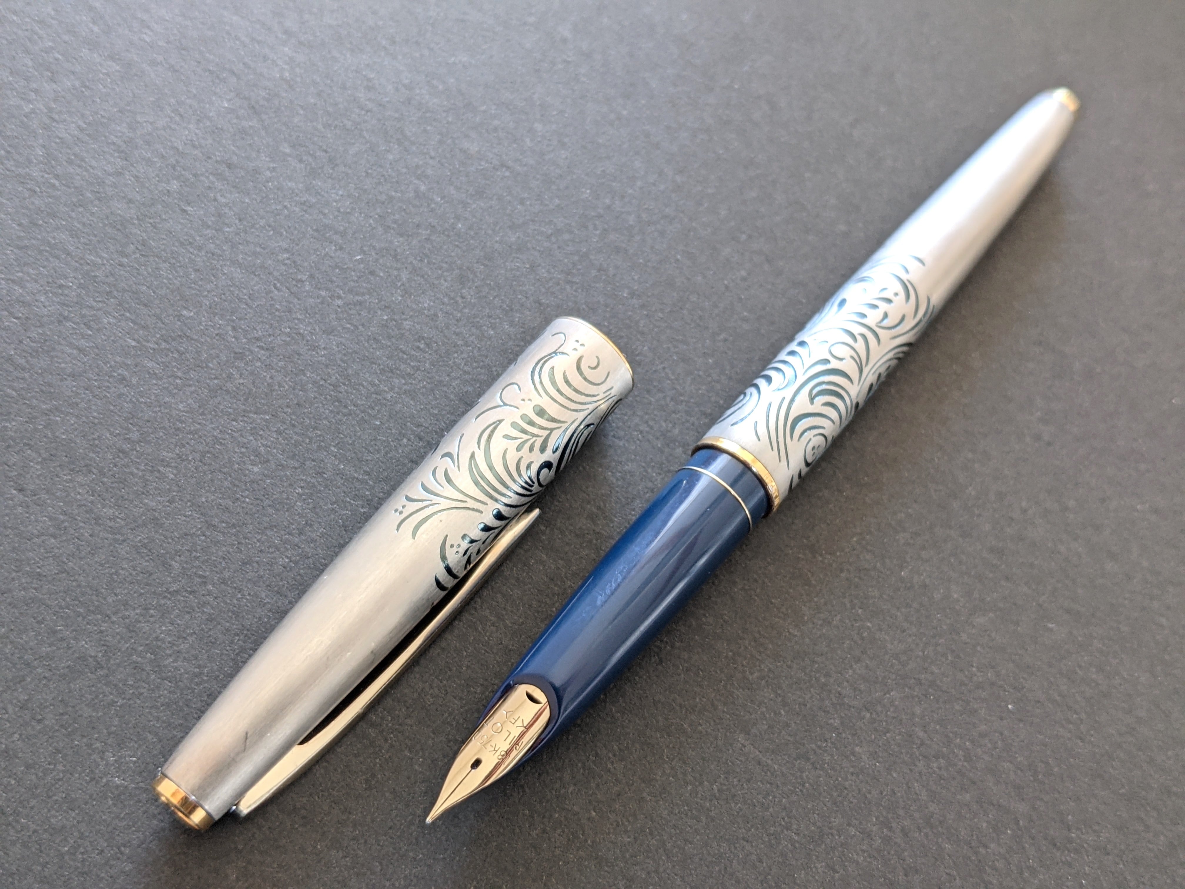 パイロット 万年筆 レディ 唐草模様 アイボリーカバー F