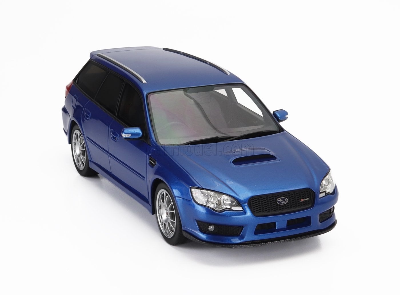 ミニカー 1/18 スバル レガシー DNA COLLECTIBLES 1/18 SUBARU LEGACY