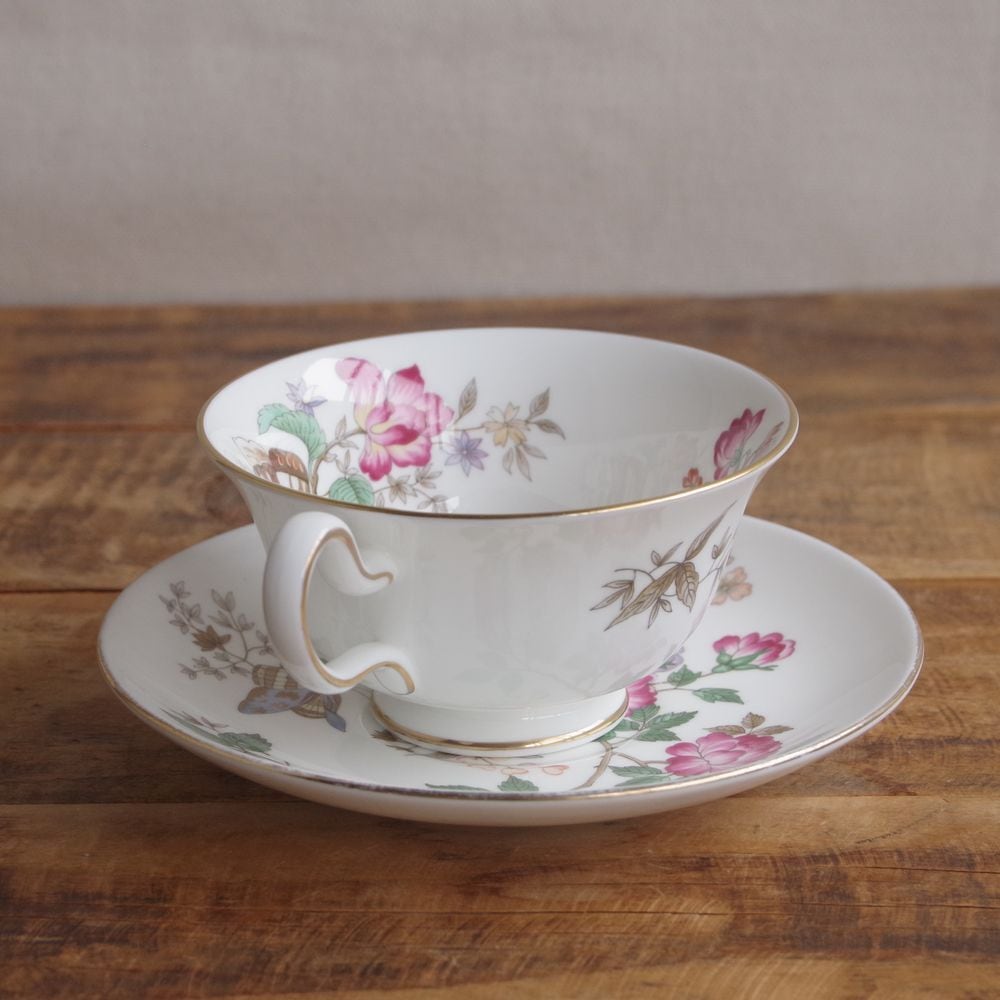 名古屋製陶 オールドメイトウ 金盛上ピンク地華装飾 キャビネット