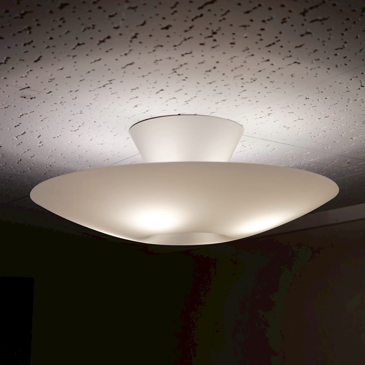 ヤマギワ照明乳白ガラスヴィンテージIKG