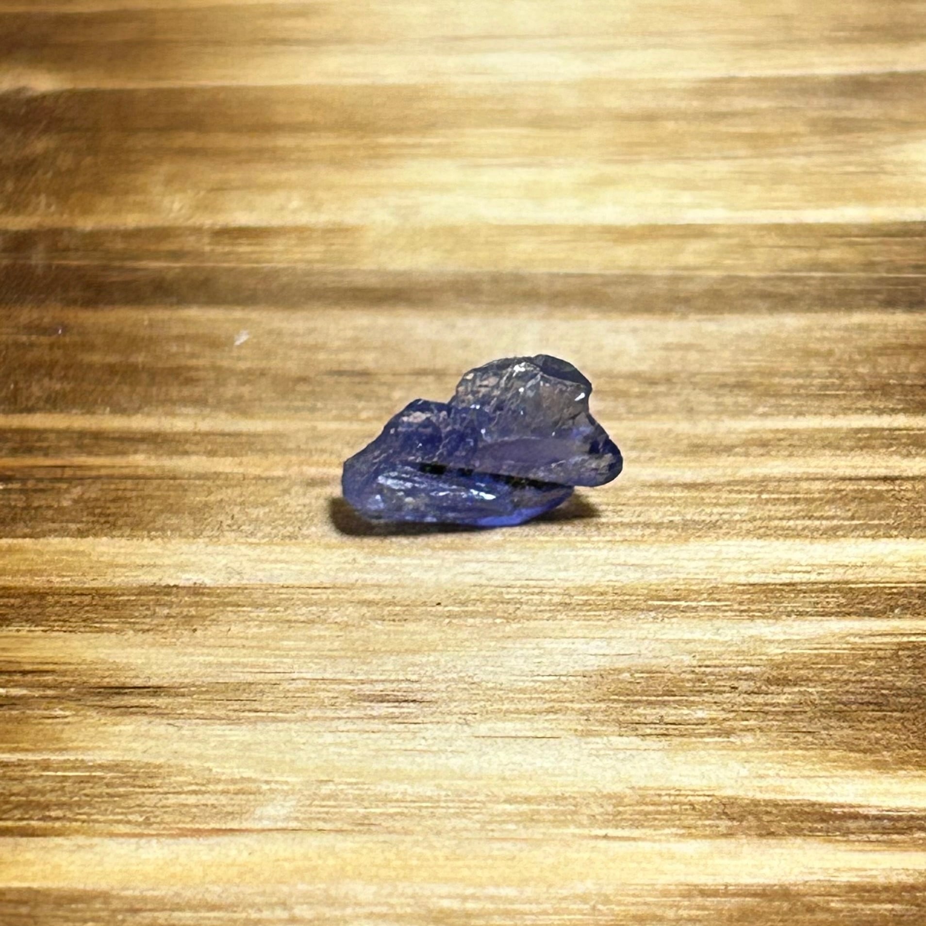 希少石 タンザナイト 原石 標本 鉱物コレクション | Hanamomo-stone