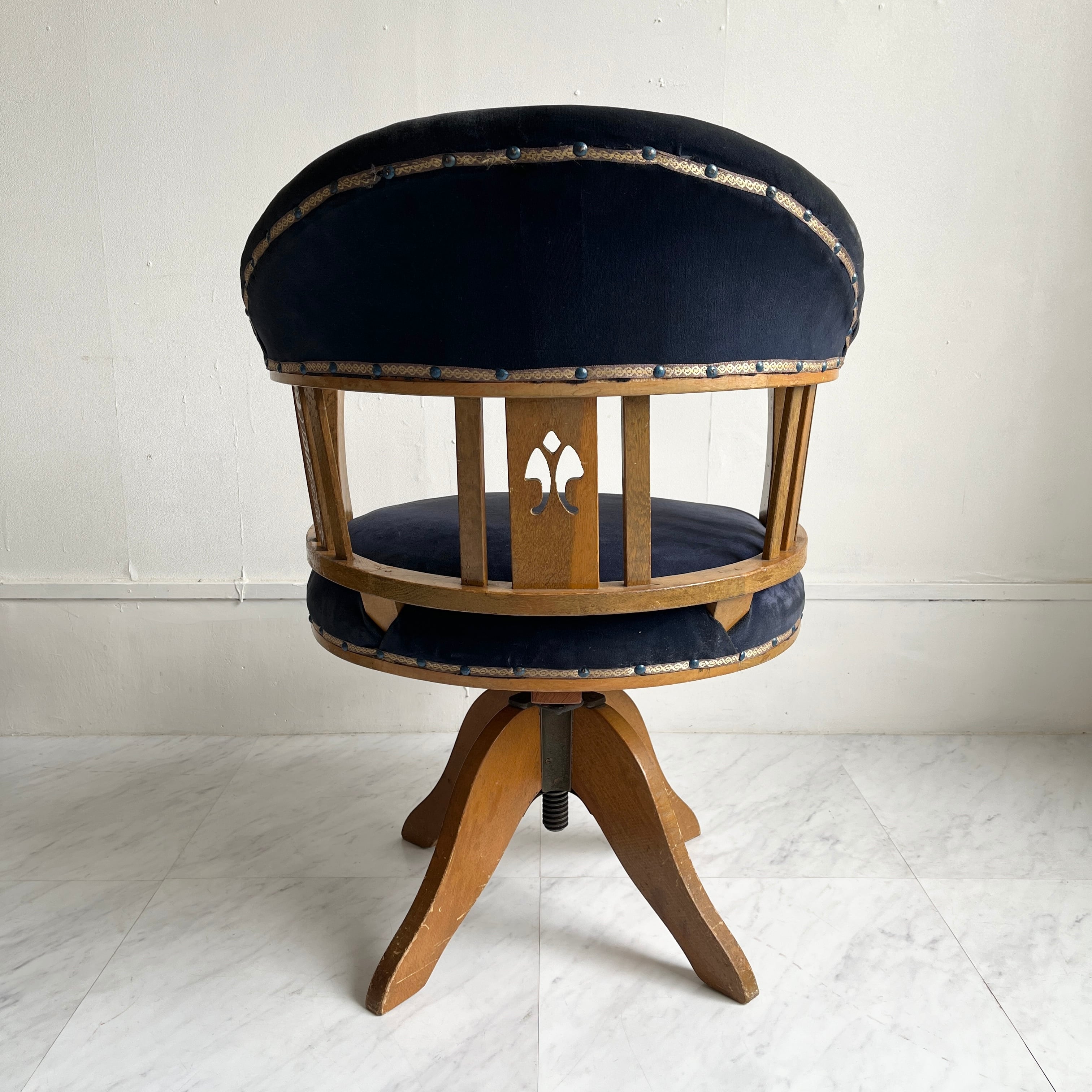 b8cdb209b7909f7cc26fbaad0c7234