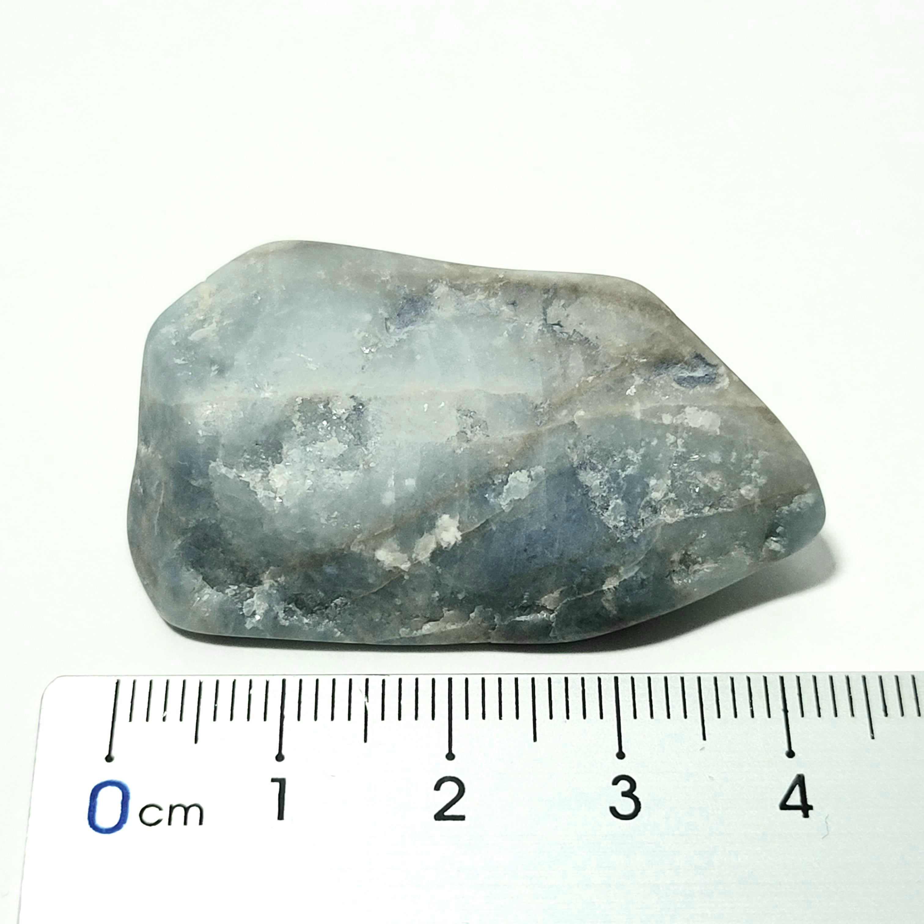 入コン沢原石:糸魚川翡翠 G0015 | 糸魚川翡翠工芸家 赤羽可行BASE