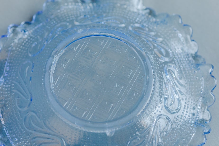 ガラス皿 アンティーク アンティーク重厚な昭和初期プレスガラス皿