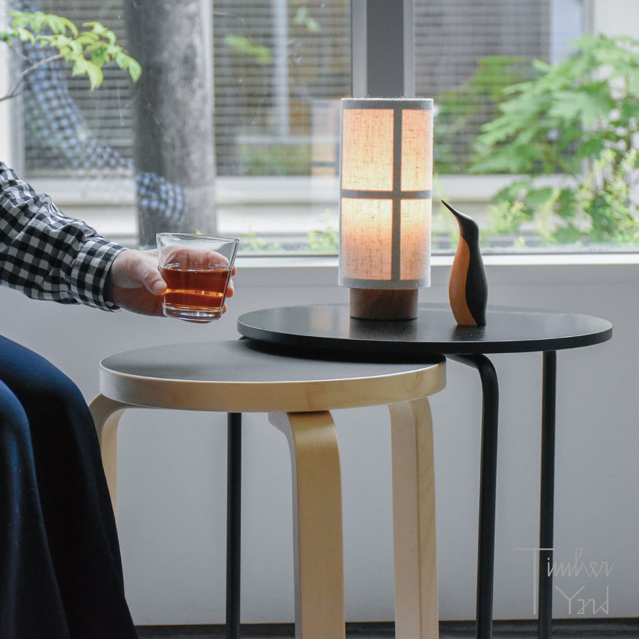 即納可】サイドテーブル 606 / ブラック マットラッカーフレーム