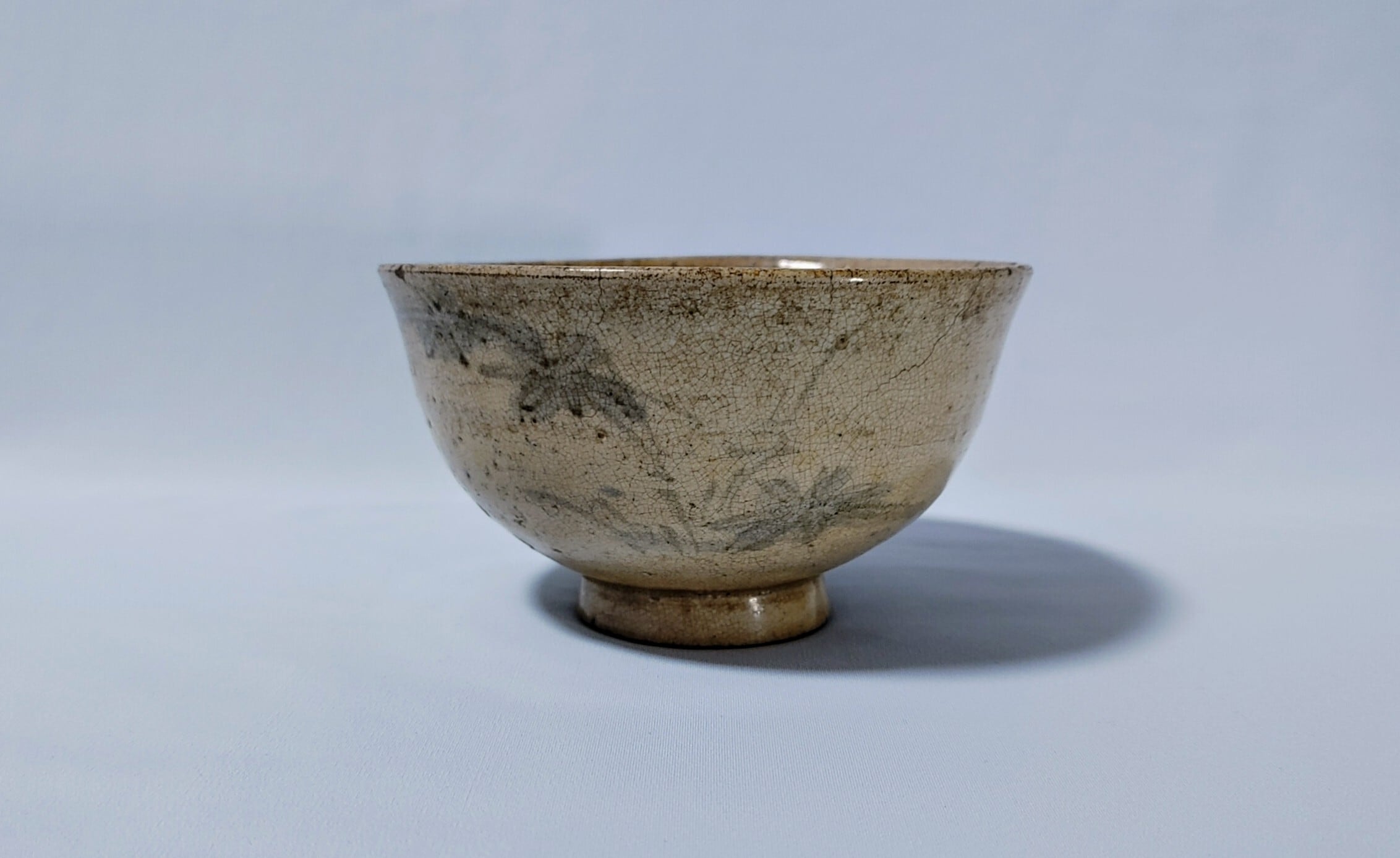 瀬戸美濃陶胎染付 笹文茶碗 | 香霖堂（支店）