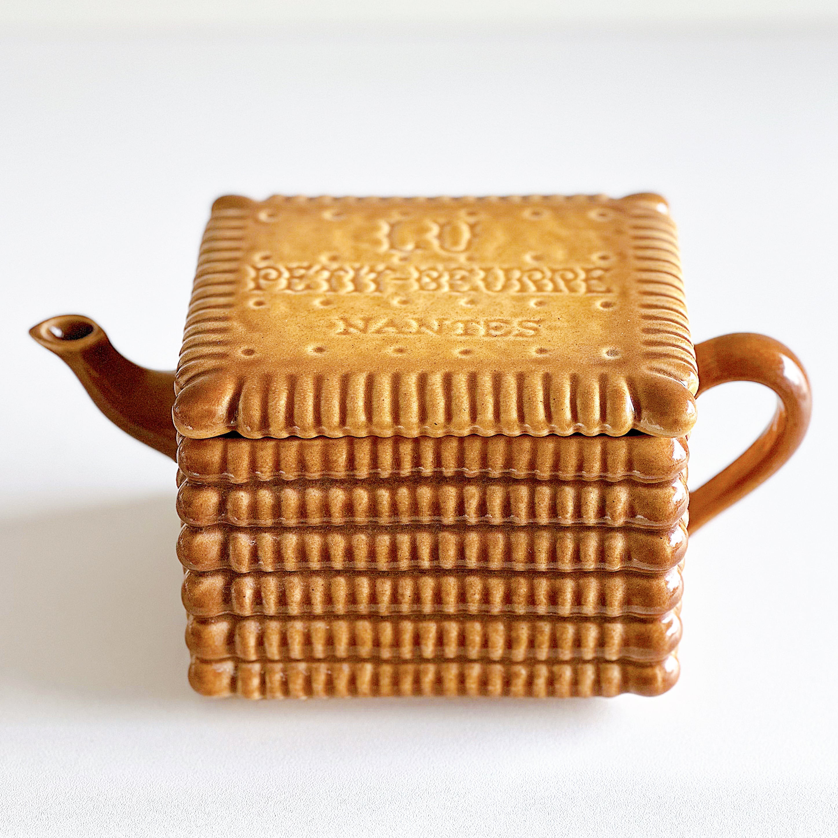 レアLU陶器製ビスケットの小物入れPETIT-BEURREフランス ファ