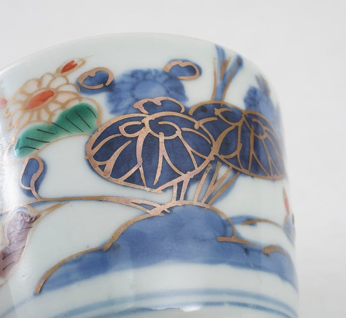 色絵金彩そば猪口 伊万里 蕎麦猪口 伊万里 草花文 経菱 四方襷 古