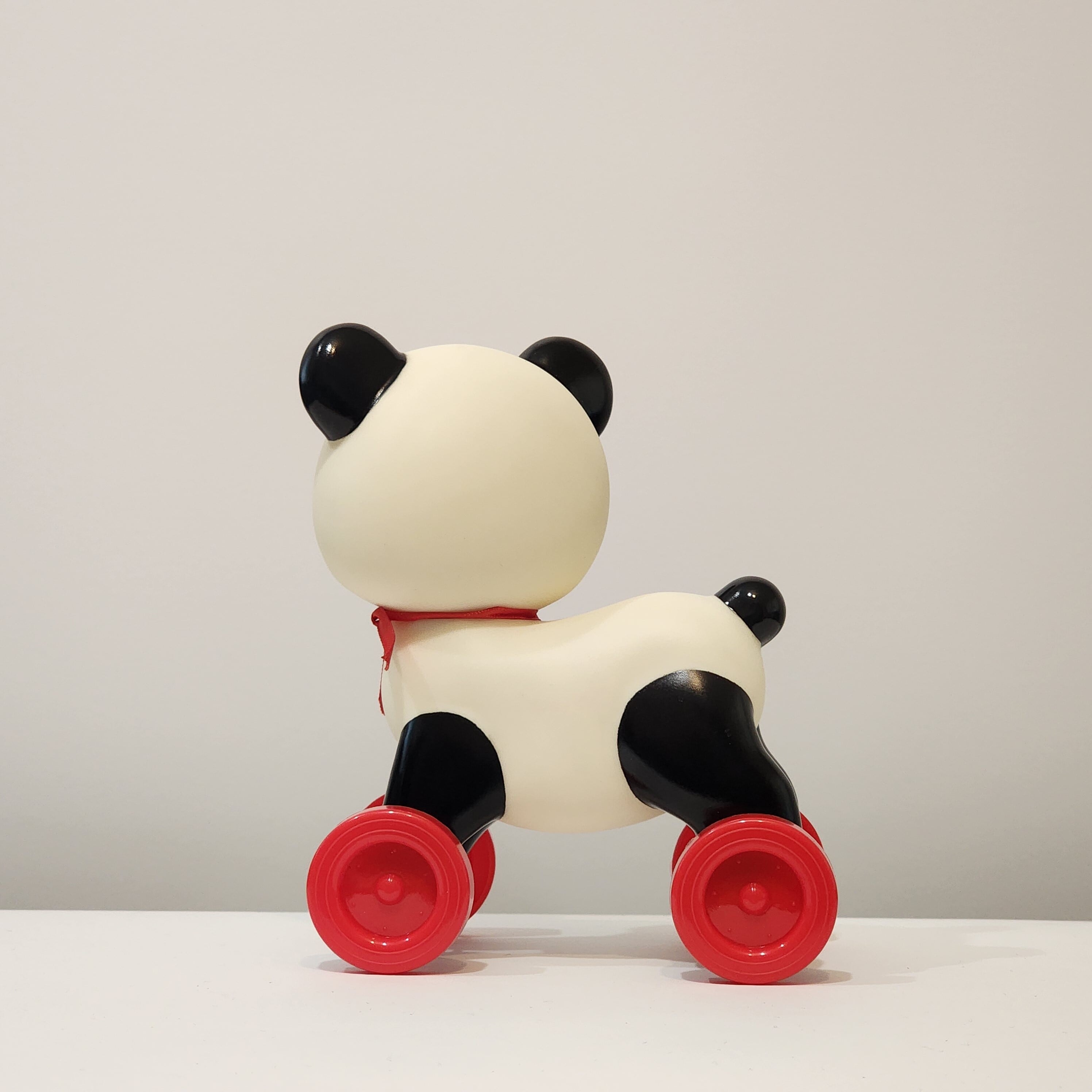 KODAMA TOY | 復刻『車輪付きせっちゃんパンダ』 ソフビ | Flune