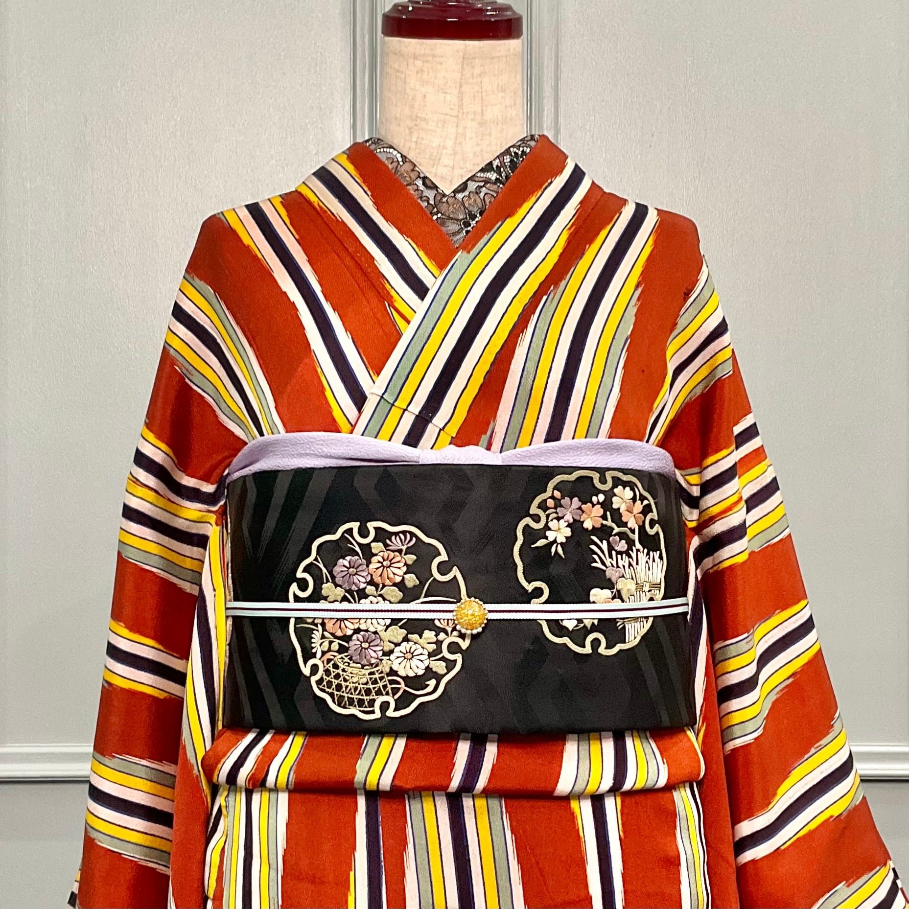 黒繻子花柄豪華刺繍名古屋帯大正ロマンアンティーク