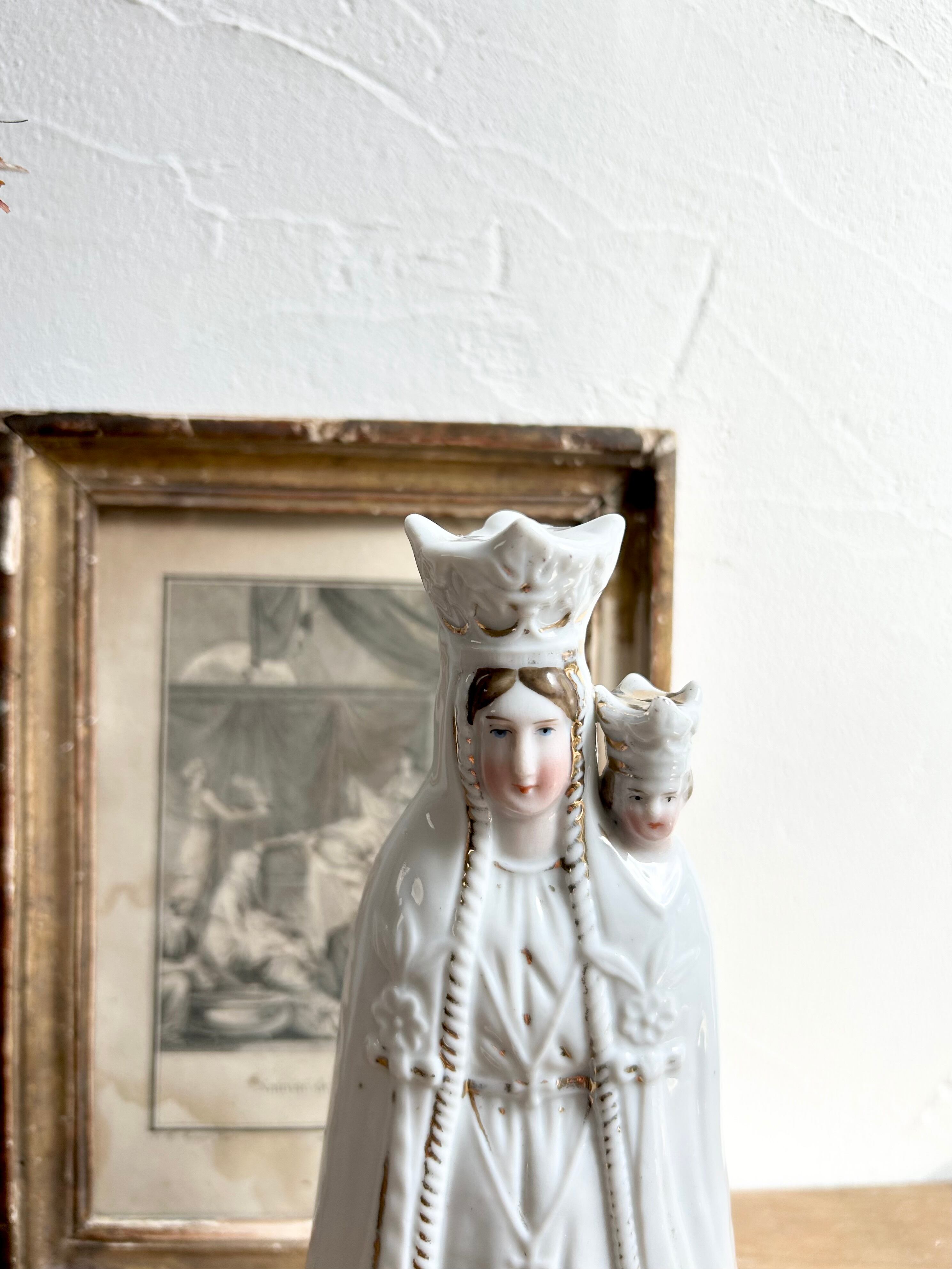 ボンスクール大聖堂の聖母子像 | Fortuna マリア様と天使たちのお店