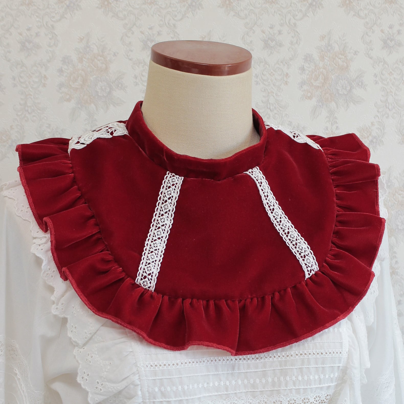 付け襟／velvet rose lace yorkcollar (red) | Eden;