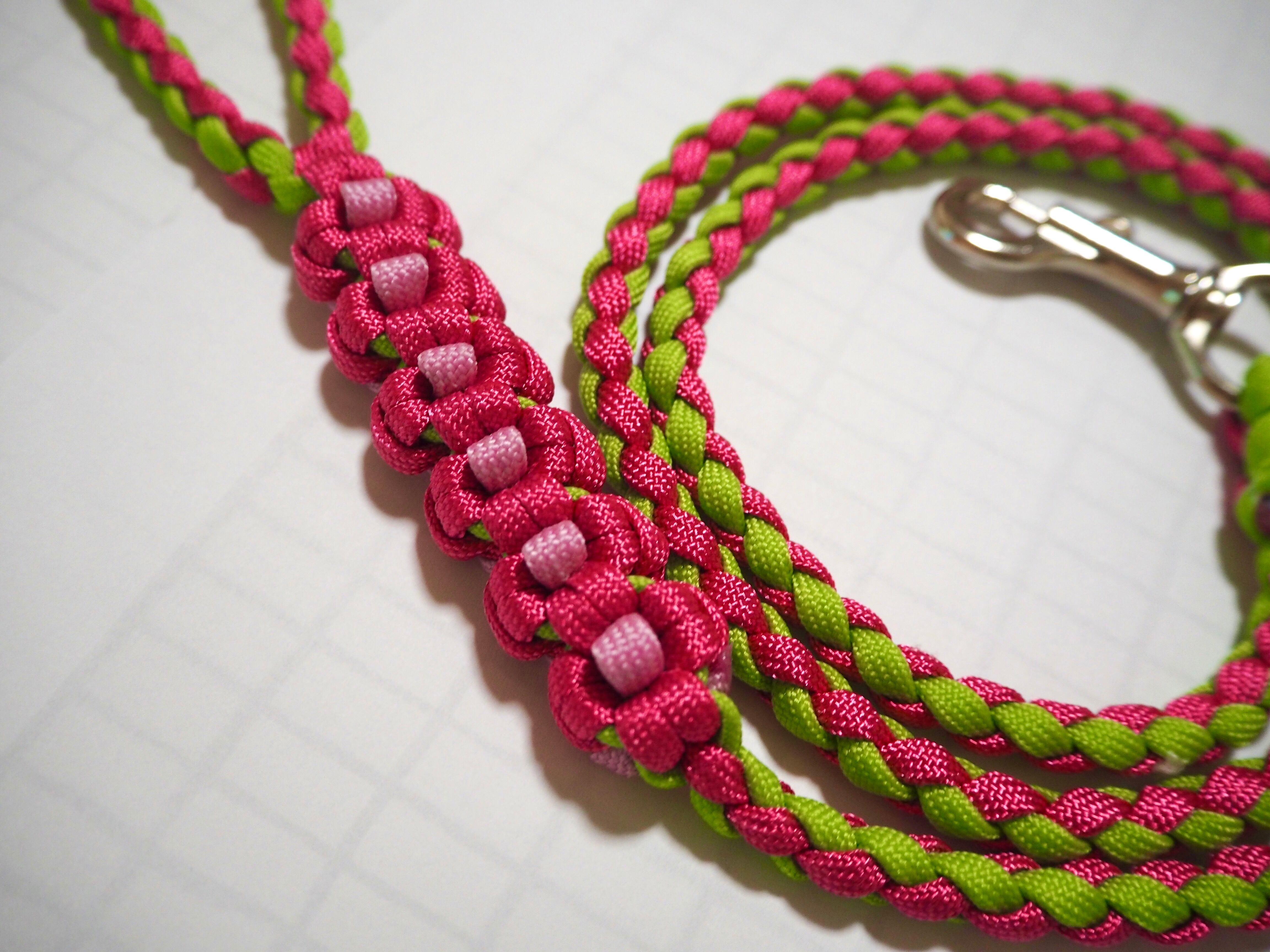 パラコードリード(ハート編み) | 【Alice Factory】