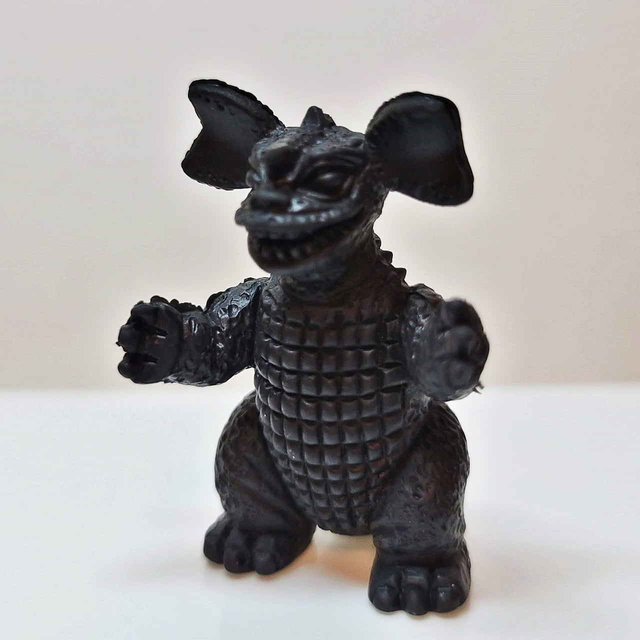 ウルトラマン 怪獣消しゴム 円谷プロ 黒 ブラック メタリック その他