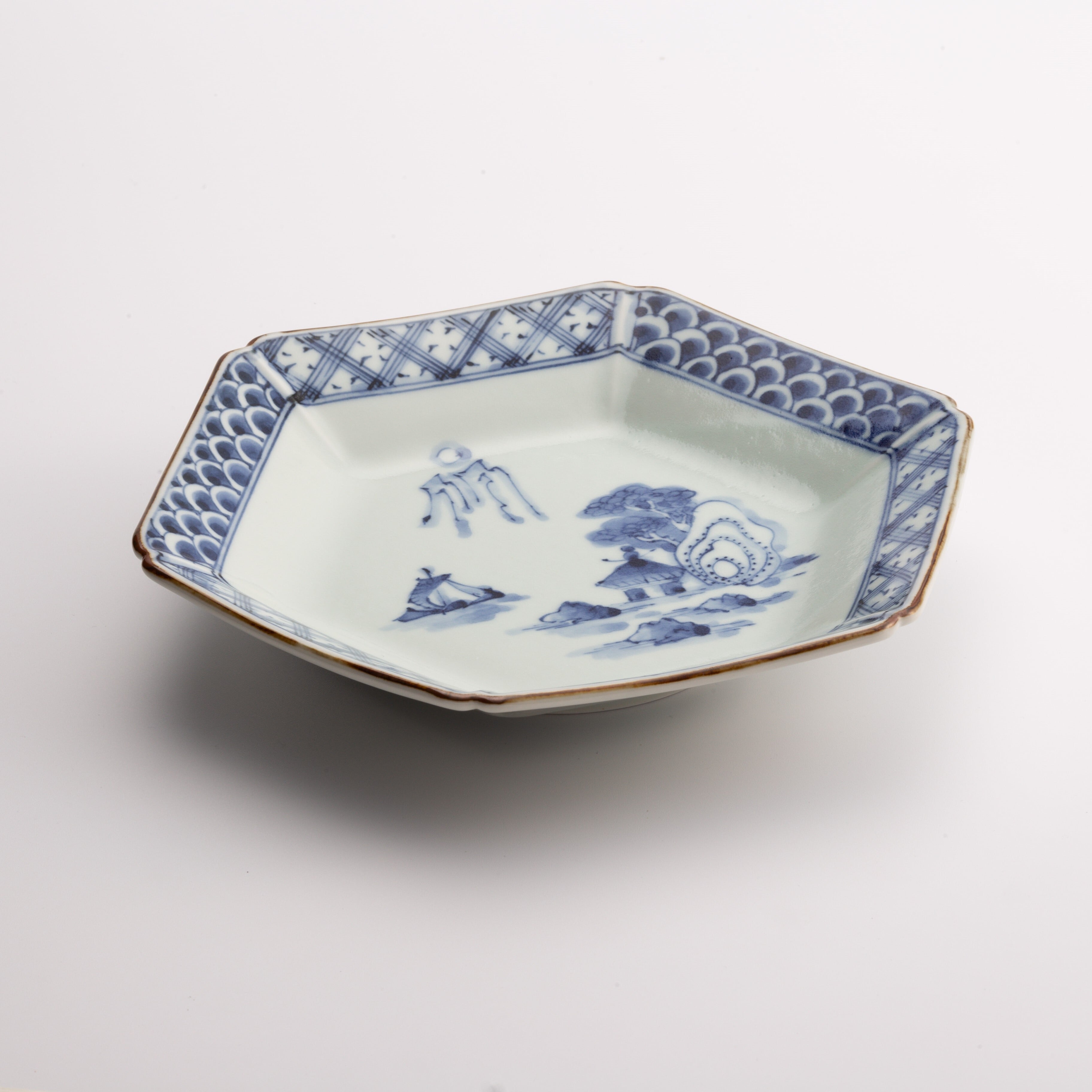 伊万里焼】染付山水六角皿（大） | 和食器のすべて