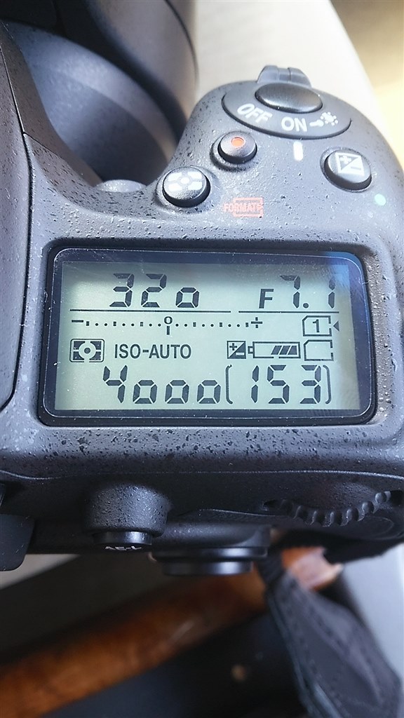 ショット数3404枚！ニコン D7200 ボディ☆WiFi搭載！高性能中級カメラ