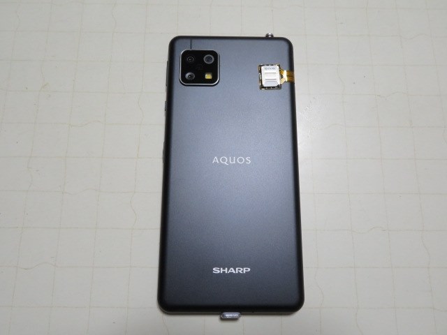 SIM2枚＋microSDカード1枚で使用中です。』 シャープ AQUOS sense4 SH