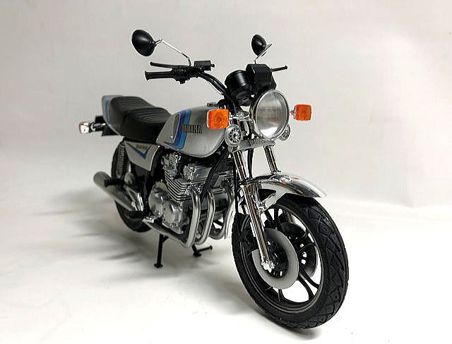 アオシマ 1／12 ヤマハ XJ400
