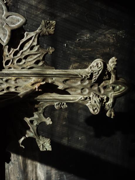 フランスアンティーク亭ベルエポック カトリック教会の十字架 ネオゴシック