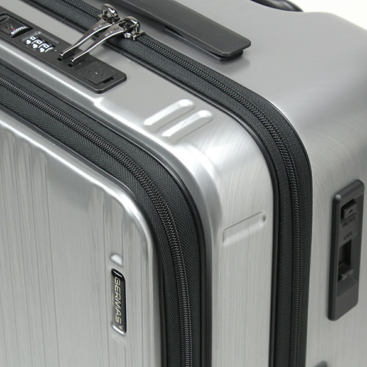 No.60521：フロントオープン53L 56cm | BERMAS OFFICIAL WEB SHOP