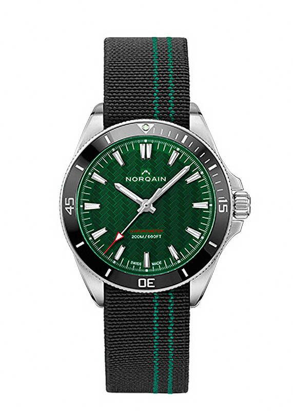 NORQAIN Adventure NEVEREST 40 ノルケイン アドベンチャー ネベレスト