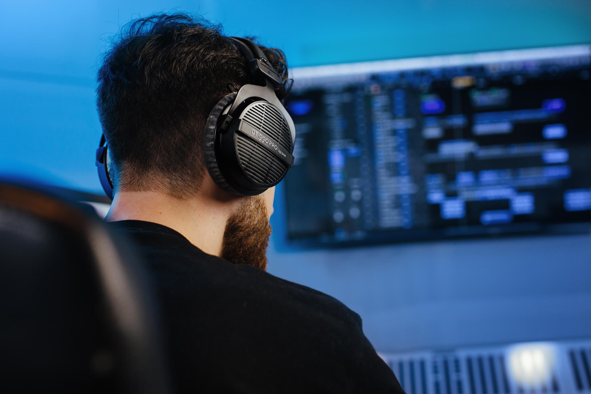 DT 990 PRO - beyerdynamic (ベイヤーダイナミック）