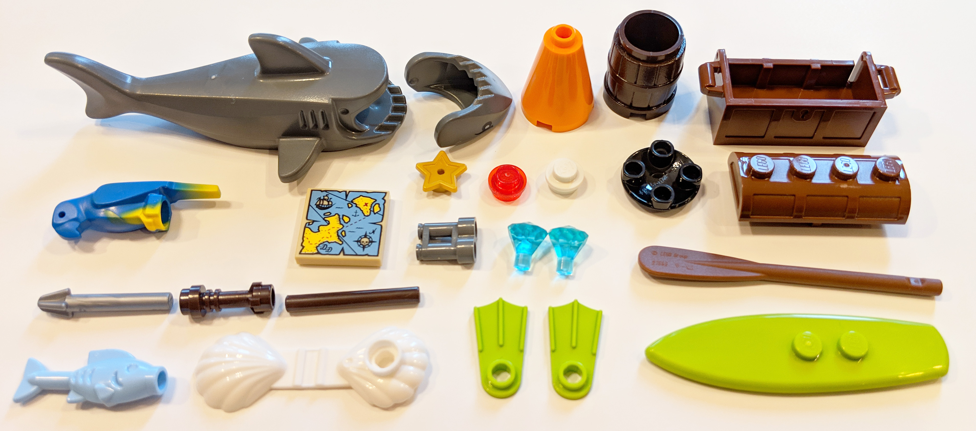 Set Review 40341 LEGO xtra Sea Accessories | BioMedia Project