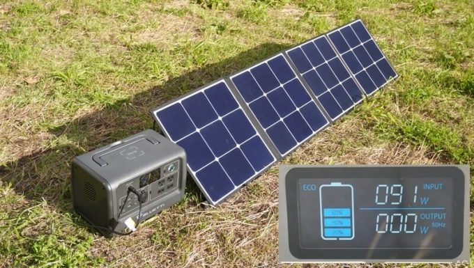 BLUETTI SP120 120Wのソーラーパネルをレビュー | 4つ折りのコンパクト