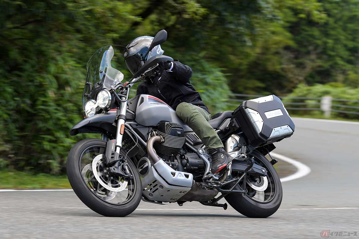 モトグッツィ「V85TTトラベル」 伝統の「スモールブロック」はシリーズ