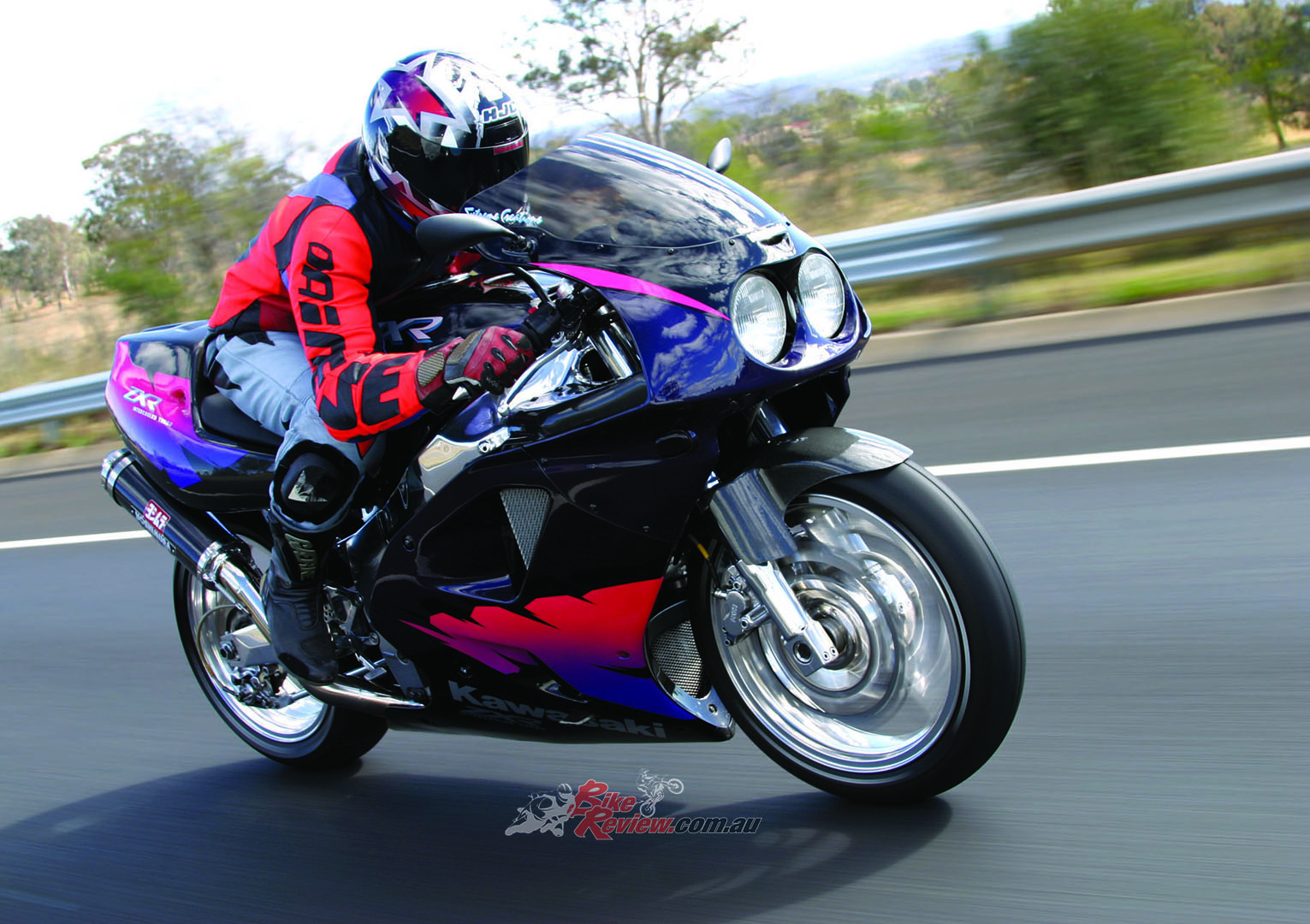 Custom Retro: Josh's '93 Turbo Kawasaki ZXR750L - Bike Review