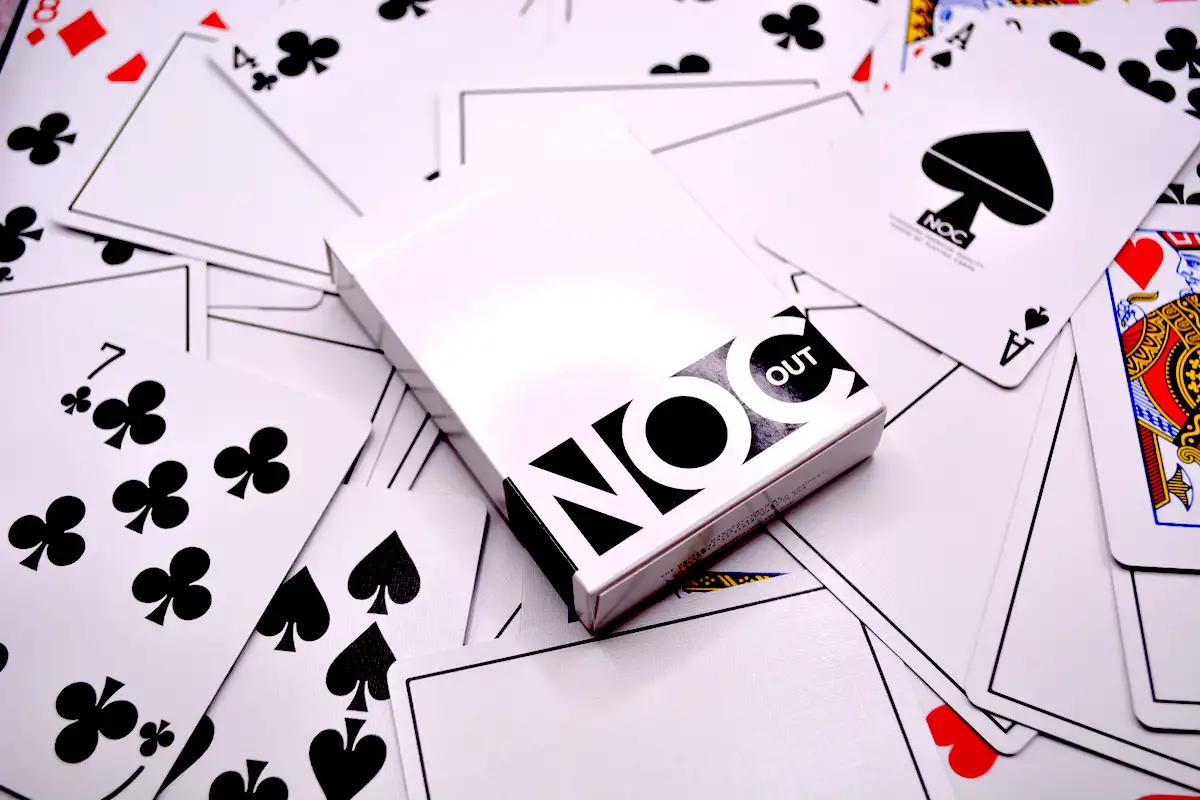 新品未開封】Noc out White【レアデック】 NOC Out: White