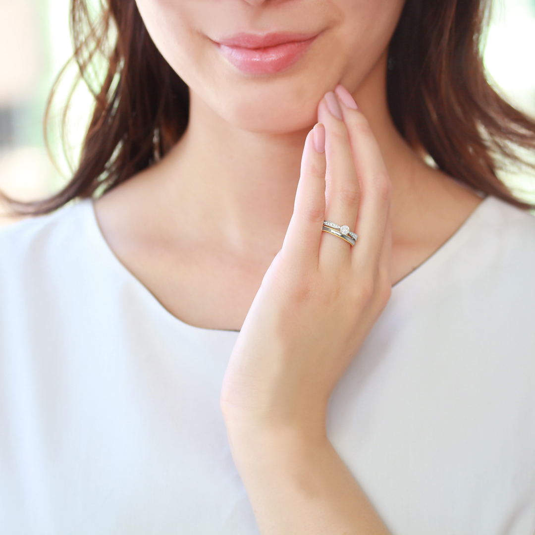 ビズー公式】婚約指輪 エンゲージ プラチナ900 K18 フォルテ