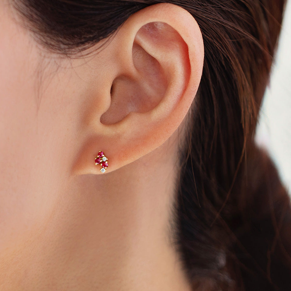 ビズー公式】ルビー×ダイヤモンド K10ピアス(片耳)・フレフリュイ