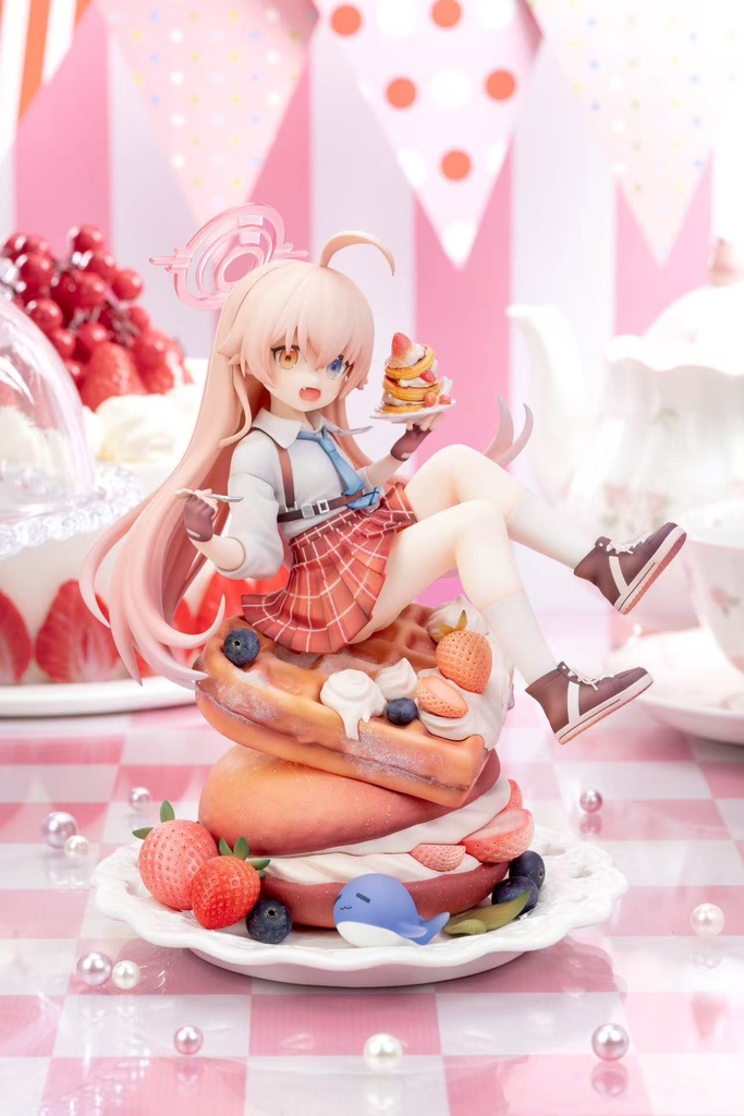 小鳥遊ホシノ～スイーツタイム ver』ガレージキット - momostudio - BOOTH