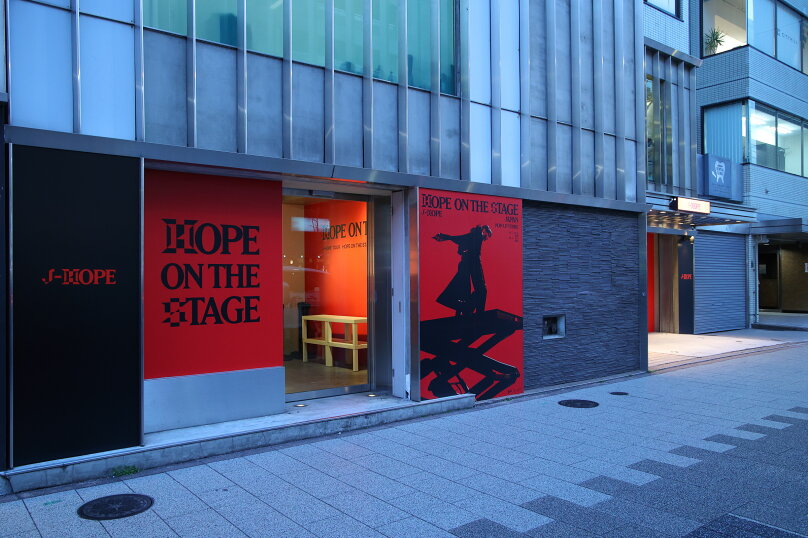 BTS・J-HOPEのポップアップストア見どころ紹介！フォトスポットに写真