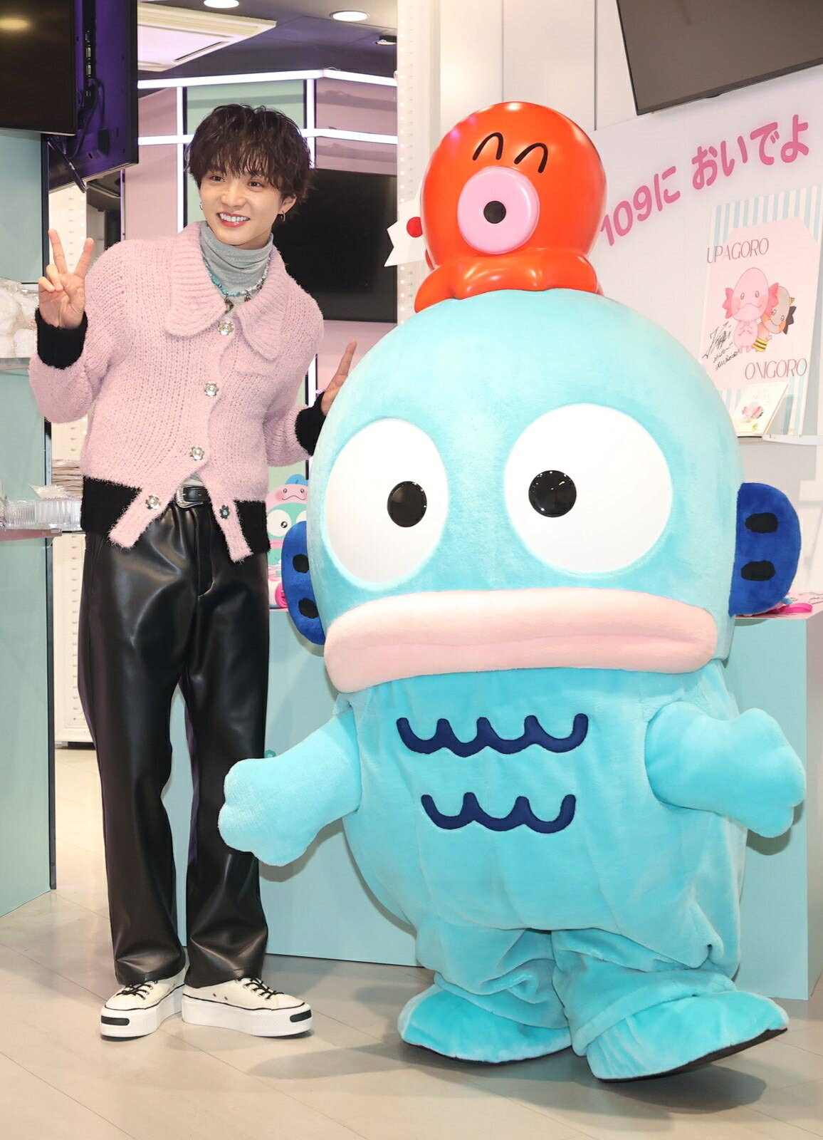 佐藤大樹がハンギョドンと一緒に「Choo Choo TRAIN」！ ポップアップ