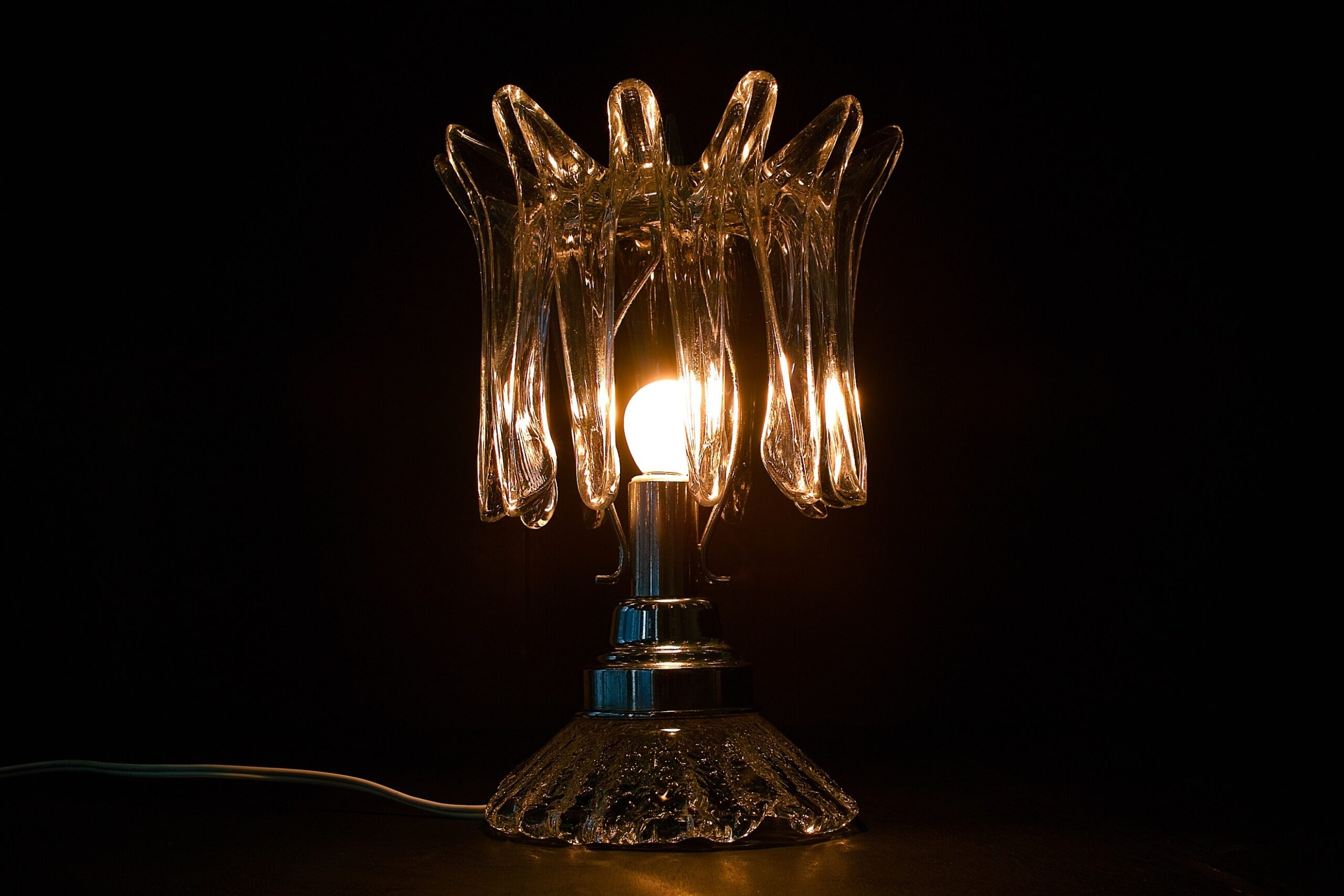 No.7769「ガラスのテーブルランプ：岩田工芸硝子」SOLD | ボルトナット