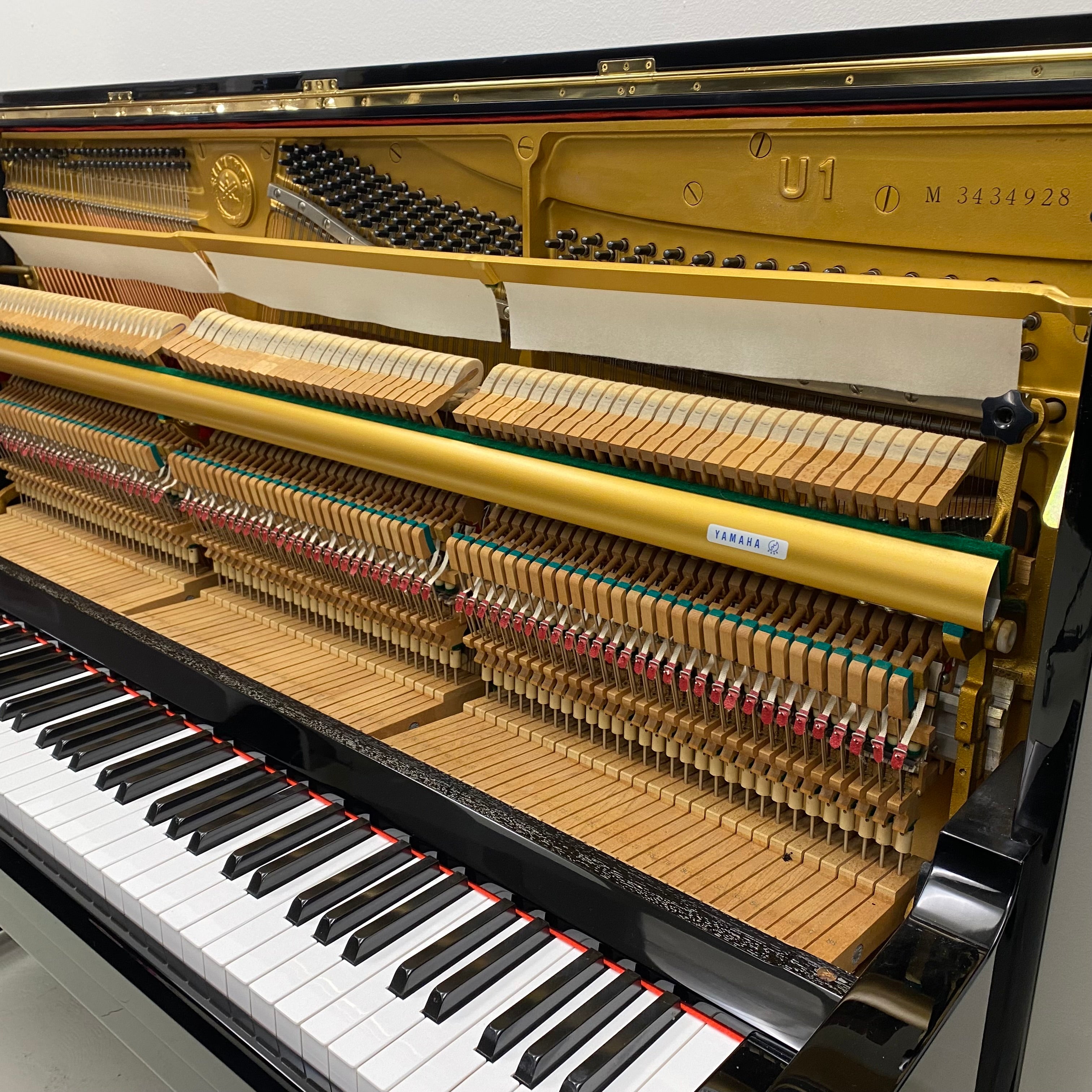 Yamaha U1M piano