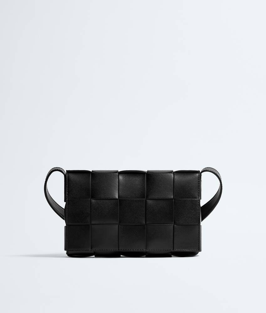 カセット のために メンズ で ブラック | ボッテガ・ヴェネタ JP