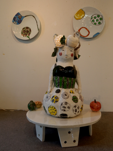 吉川 千香子 「陶展」 | 春の霞 陶芸作家 吉川千香子さん 猫土鍋