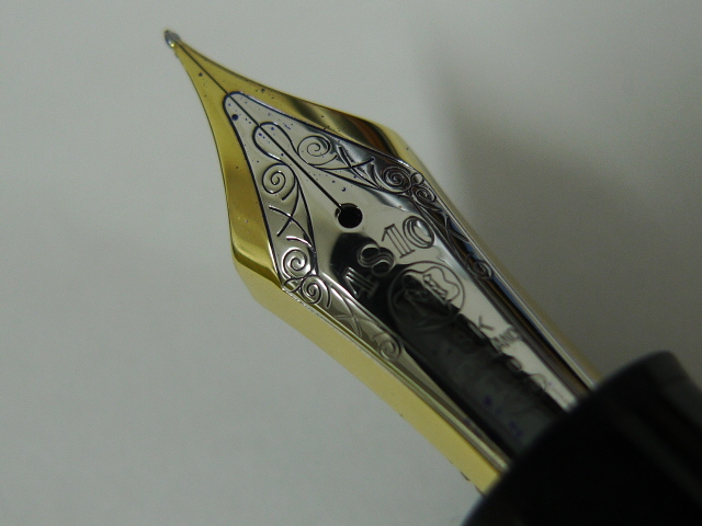 モンブラン マイスターシュテュック ル・グラン146 万年筆 中白 B 太字