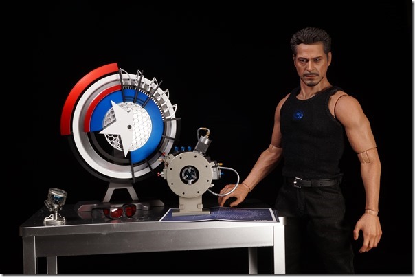 ホットトイズ アーク・リアクター開発版 アイアンマン2 トニー