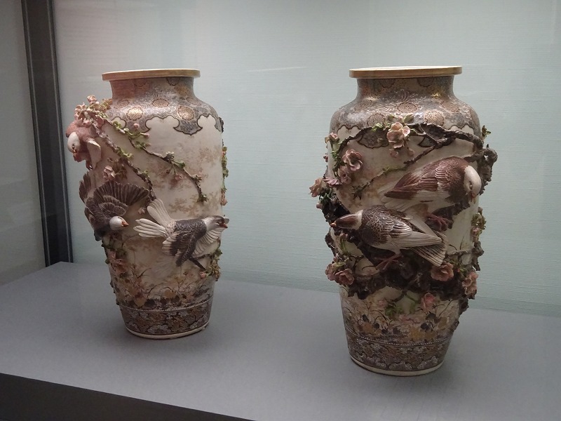 コレクション｜吉兆庵美術館 真葛香山 宮川香山 青華釉下彩花瓶 4