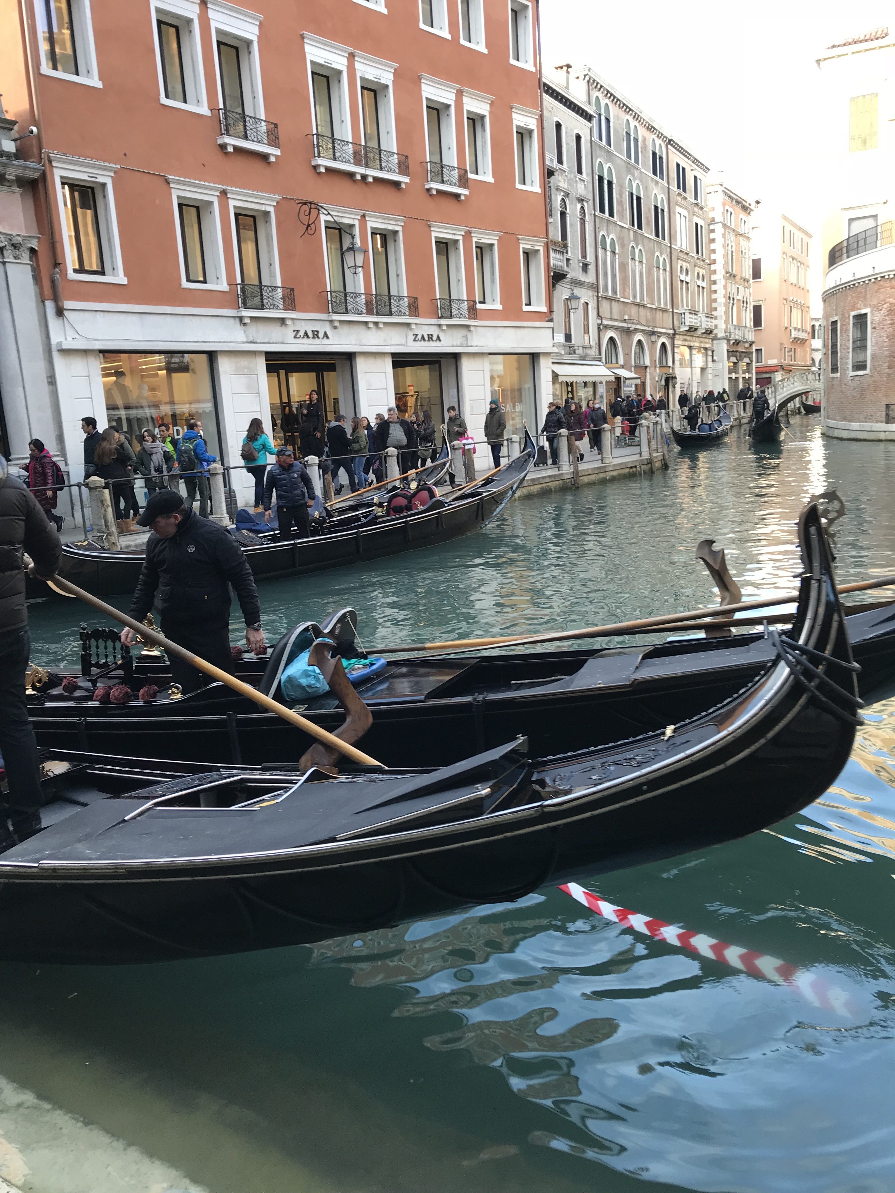 ベネチアのゴンドラ オール木製ハンドクラフト 完成品 イタリアン店舗